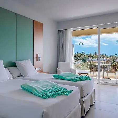 Hotel Iberostar Waves Playa Gaviotas Aldea De Chilegua