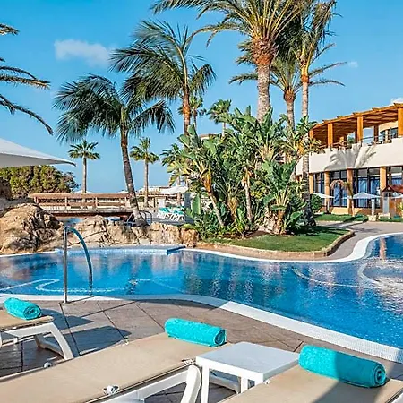 Iberostar Waves Playa Gaviotas Hotel 4*